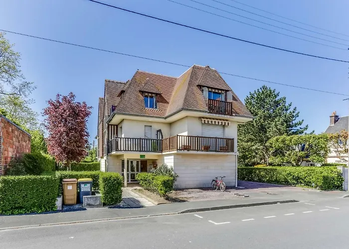 Le Viking By Interhome Cabourg